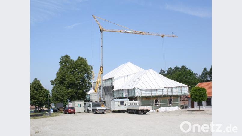 Größter Ausgabenposten im Trabitzer Gemeindeetat ist heuer die Meierhof-Renovierung. Trotz dieser und weiterer Investitionen schrumpft die Schuldenlast stetig. bjp