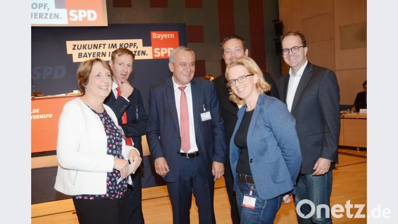 Gute Stimmung beim SPD-Landesparteitag in Weiden,. Schönberger, Gabi