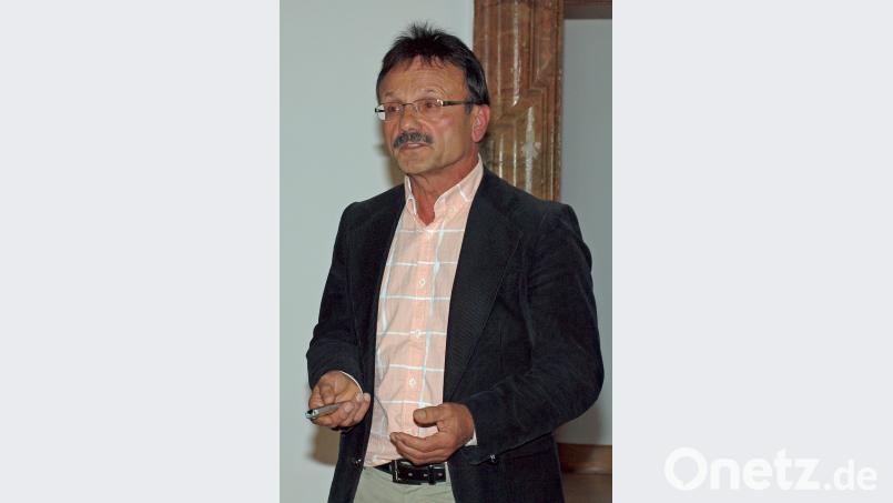 „Klimawandel und Umweltzerstörung haben eine dramatische Entwicklung angenommen&quot;, unterstrich ZEN-Vorstandsmitglied Lorenz Hirsch. Bild: sön sön