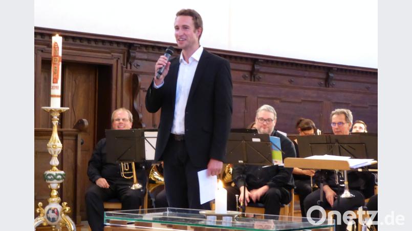 Chorleiter und Moderator Matthias Bertelshofer. Er stammt aus Kohlberg. fsb