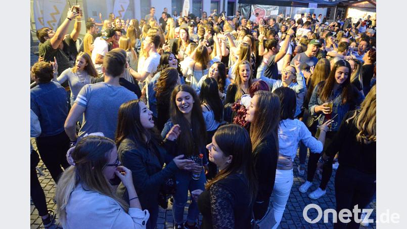 Tausende feierten am Freitagabend ausgelassen beim Campus Festival der OTH Weiden. Kunz