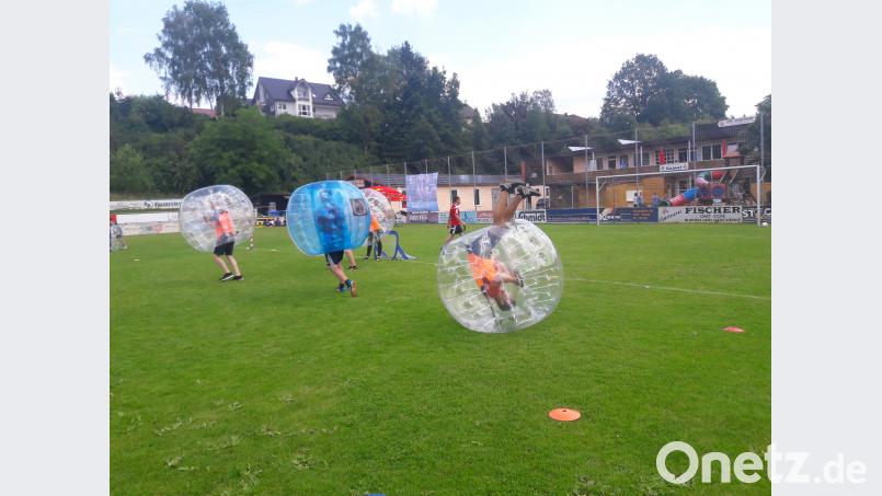 Bubble-Ball-Turnier des SC Eschenbach. msh