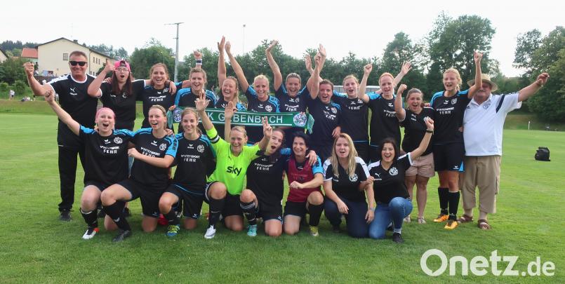 Aufstiegsjubel bei der DJK Gebenbach rhi