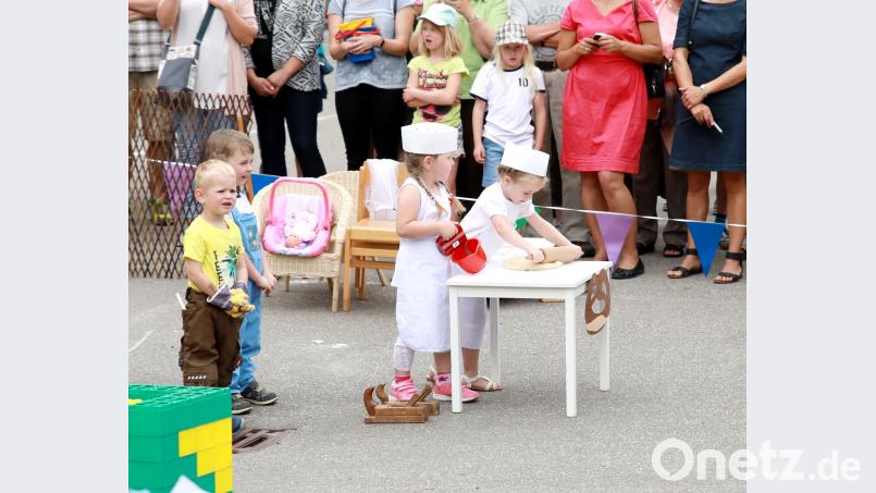 Sommerfest des evangelischen Kindergartens Regenbogen Neumann, Jochen [NJN] (jochen.neumann@erbendorf.de)