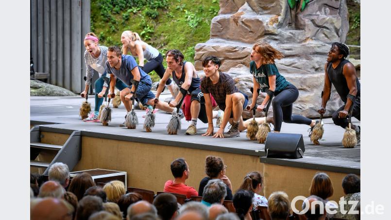 Mächtig Spaß hatten die Akteure auf der Bühne (wie hier das „Dschungelbuch“-Ensemble) ebenso wie die Zuschauer. Florian Miedl