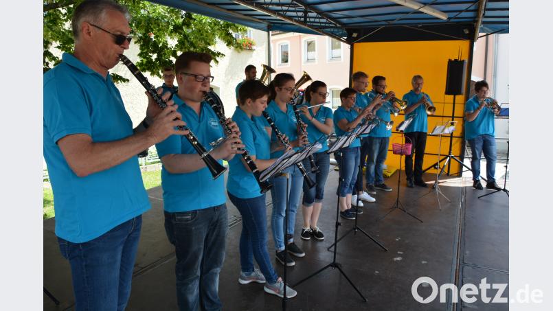 Mit dem Nachwuchs der Blaskapelle Konnersreuth beginnt das Programm am Nachmittag. jr
