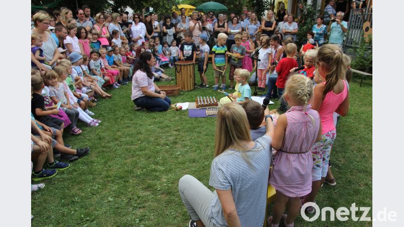 Großen Beifall kamen die Kinder für ihren Beitrag Altmann