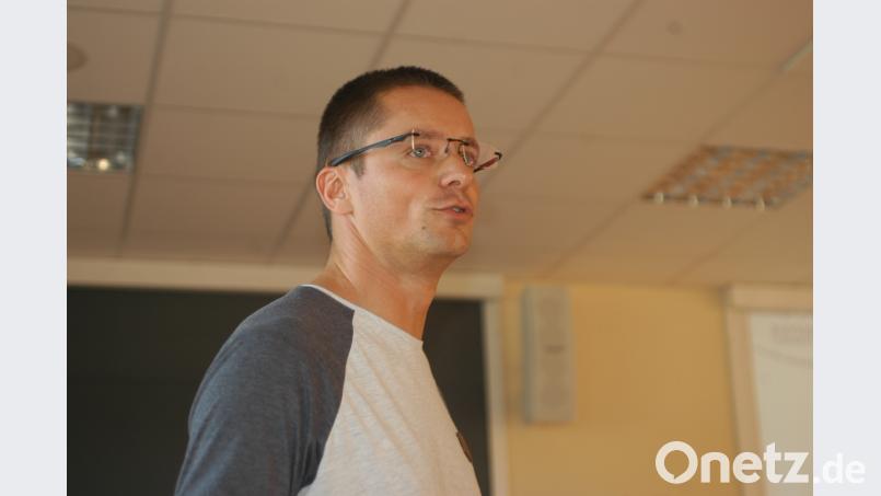 Bezirksspielleiter Christian Wolfram leitete die Tagung in Grafenwöhr. Norbert Dietl