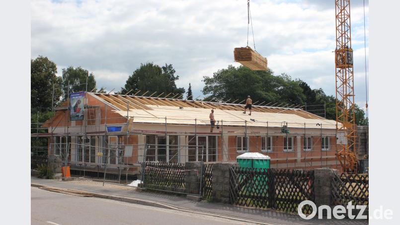 Im Dezember soll die neue Caritas-Sozialstation an der Regensburger Straße fertig sein. Bild: bph