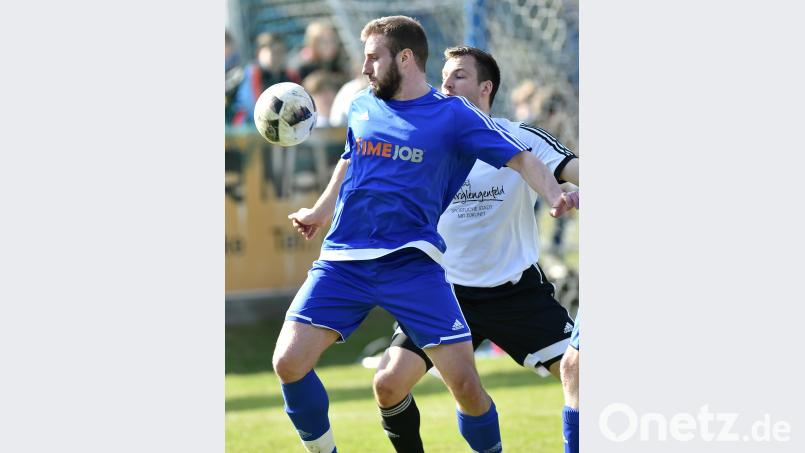 Johannes Pötzl (links) fehlt im Testspiel gegen Quelle Fürth. Alfred Schwarzmeier (alfred.schwarzmeier@derneuetag.de)