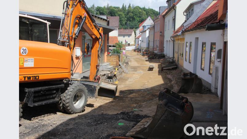 In der Kreisstadt rührt sich etwas: Der Ausbau der Ringstraße geht zügig voran. kro