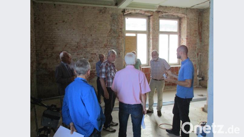 Gemeinderat Neusorg  Bahnhofsgebäude KKL, Autor [KKL] (<a href=