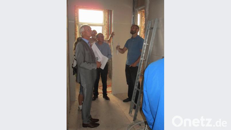 Gemeiderat Neusorg Bahnhofsgebäude KKL, Autor [KKL] (<a href=