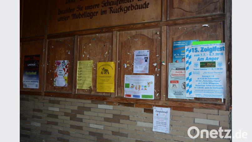 Dieses Bild  am Oberen Marktplatz wird bald der Vergangenheit angehören. Die Stadt will hier Schaukästen anbringen und damit auch optisch eine Verbesserung erreichen. jr