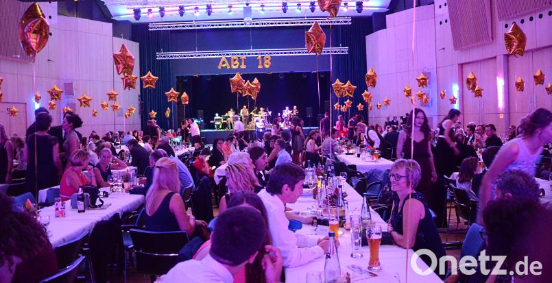 Die Abiturienten holten sich die Sterne vom Himmel. Bild: Kunz Kunz, Helmut