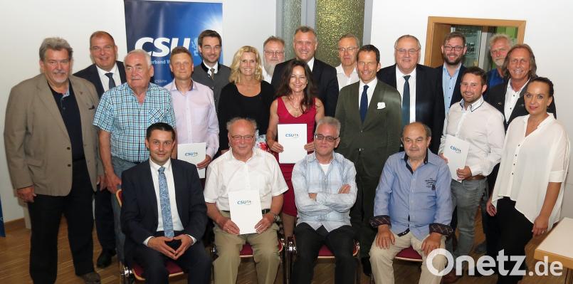 Der CSU-Kreisverband Weiden bedankt sich mit dem großen Ehrenabend bei den treuen Mitgliedern. Bild: Dobmeier rdo