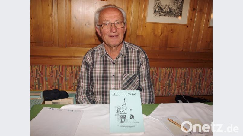 Besondere „Schmankerln“ zitierte Kreisheimatpfleger Dieter Dörner aus dem Sonderband 33 des Eisengaus zu den Physikalberichten von 1860. sön