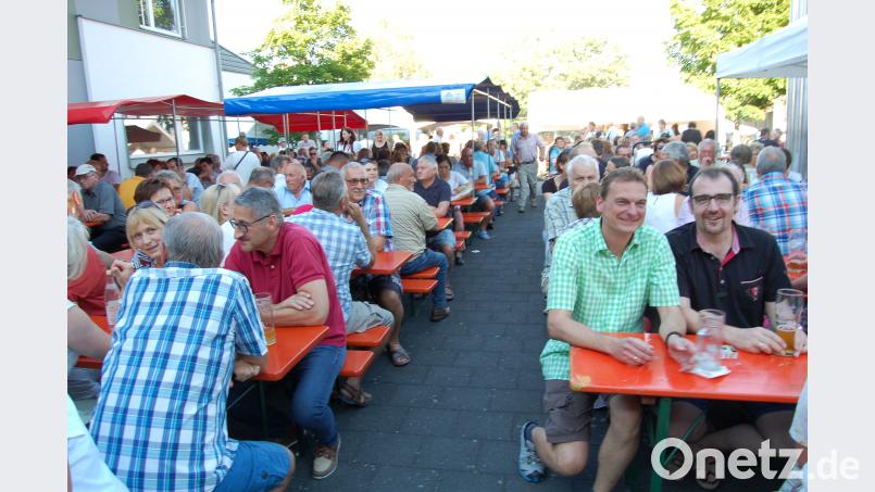 Großen Zusprach fand im vergangenen Jahr das Altenstädter Rathausfest. Die Veranstaltenden Vereine erhoffen sich auch heuer wieder viele Gäste und ein schönes Festwetter sm