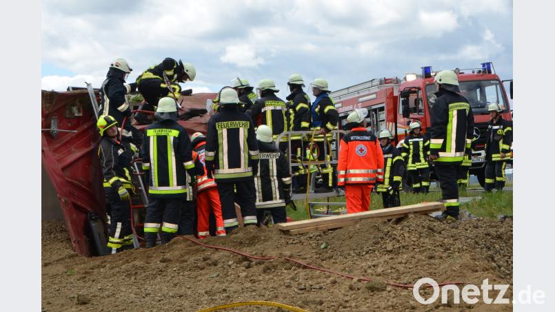 Schwerer LKW-Unfall bei Waldthurn. Elisabeth Dobmayer