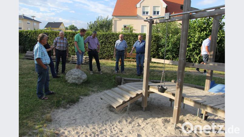 Beim Kinderspielplatz im Baugebiet „Markfelder“ gibt es einige Mängel abzustellen. Bild: ral