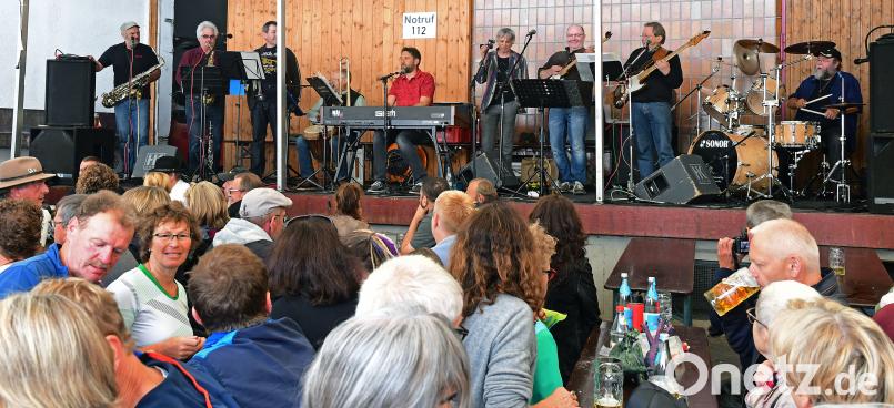 Die Jellycreek-Rosemountain Company kündigte am Sonntag im Fuchsbeck-Brauereihof ihren Rückzug an. Petra Hartl