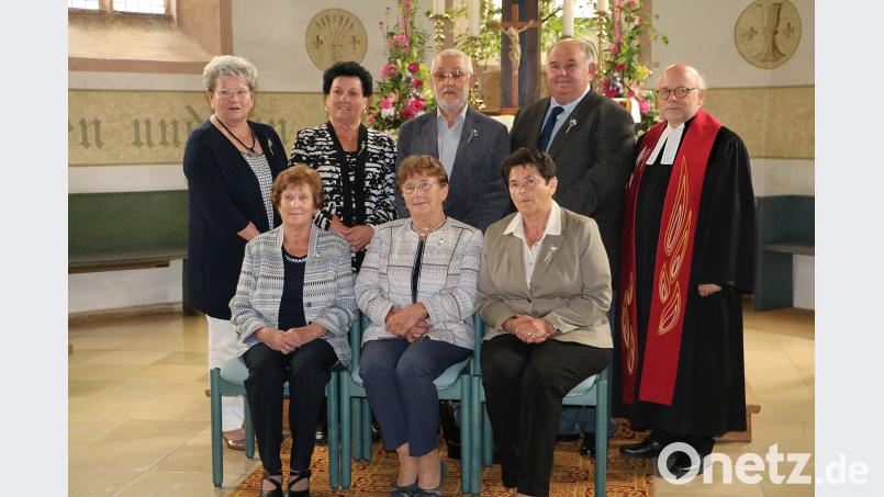 Diamantenen Konfirmanden im Jahre 2018  Konrad Deisel, Manfred Pirner, Ottilie Mayer, Else Seibold, Hildegard Meidenbauer, Betty Pilhofer, Berta Pilhofer gru