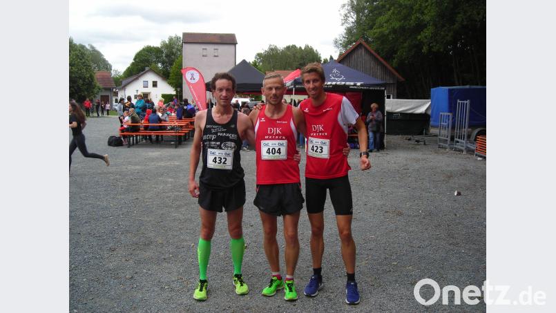 Die drei schnellsten Herren in Schönsee (von links): Matthias Vlade, Andreas Hecht und Swen Arnold. Eibauer, Hans [EIB] (eibauer@t-online.de)