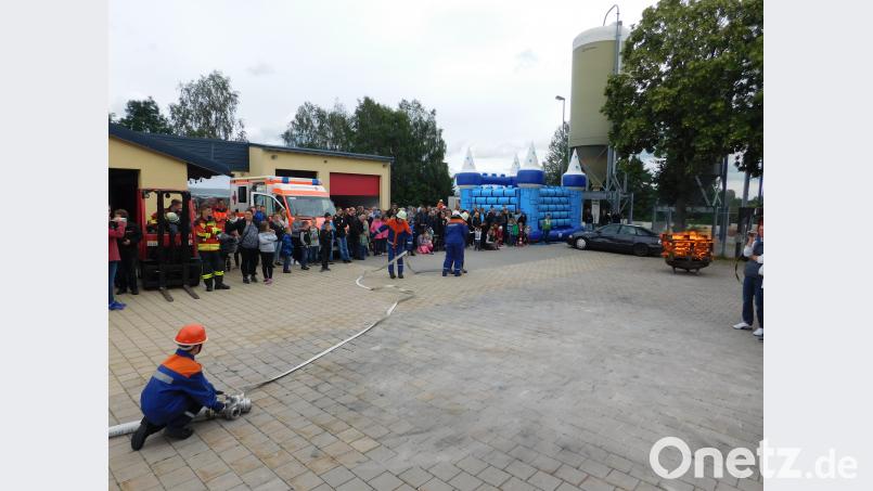 Tag der offenen Tür bei der Stützpunktfeuerwehr. hai