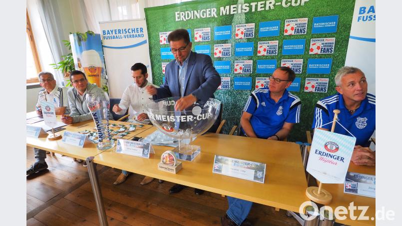 Auslosung zum Bezirksentscheid der Oberpfalz des Erdinger Meistercup 2018 ref