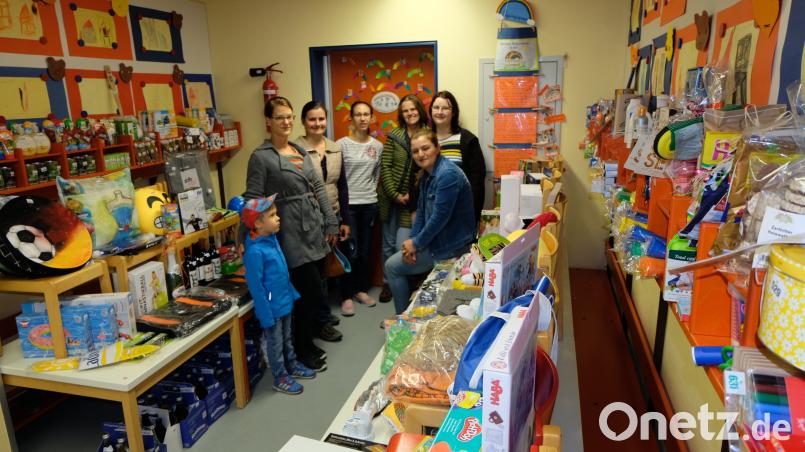 1550 Preise gibt es bei der Tombola in der Kindertagesstätte. Ein neuer Rekord. le