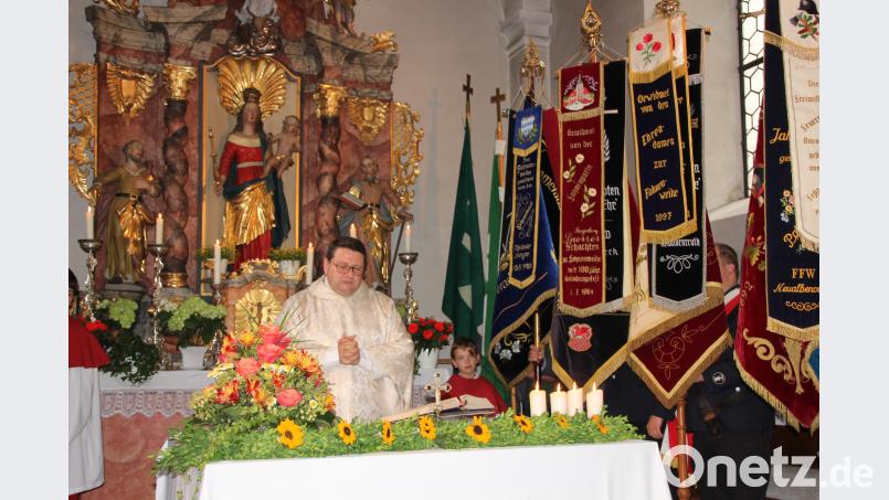 Diözesan-Landvolkpfarrer Udo Klösel zelebrierte den Festgottesdienst. kro