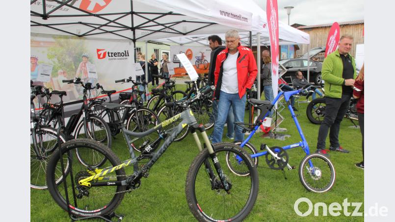 Ob Akku-Gartengeräte oder das Neuste in Sachen E-Mobilität, die Besucher des Elektro-Aktionstags in Kohlberg wurden in Sachen Elektro- und Speichertechnik bestens informiert. ads