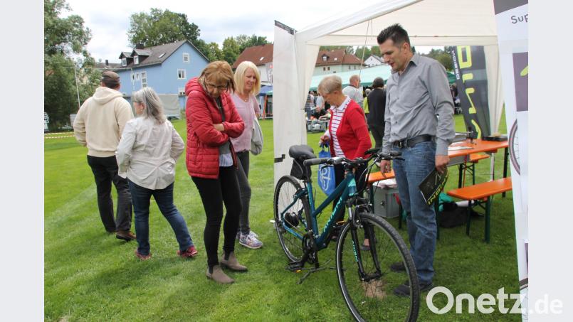 Ob Akku-Gartengeräte oder das Neuste in Sachen E-Mobilität, die Besucher des Elektro-Aktionstags in Kohlberg wurden in Sachen Elektro- und Speichertechnik bestens informiert. ads