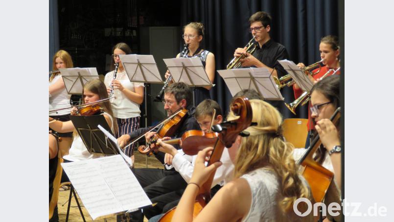 Das Orchester interpretierte Filmmusik und Klassiker. ubb