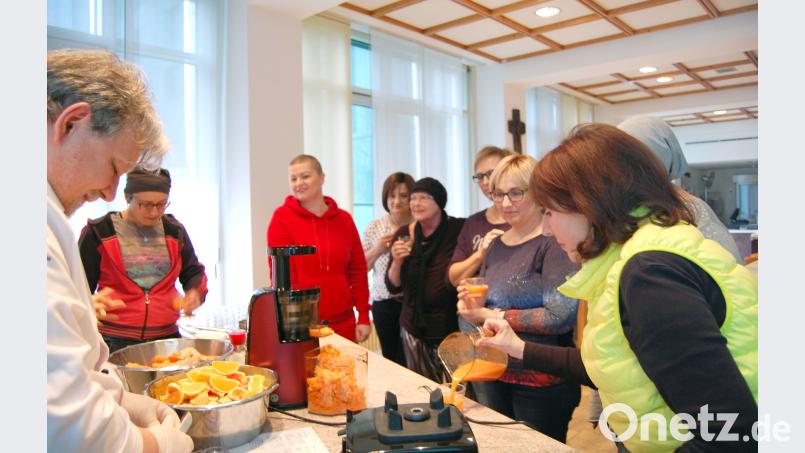 Appetitlosigkeit, Schluckbeschwerden oder Übelkeit können Begleiterscheinungen einer Krebstherapie sein. Deshalb fällt es vielen Patienten schwer, sich ausgewogen zu ernähren. Adele Schütz