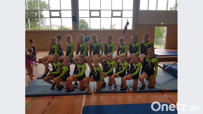 Mit 16 Teilnehmerinnen tritt die DJK Pressath beim Turncup des Turngaus Oberpfalz Nord in Erbendorf an. Drei Pokalplätze, Medaillen und Urkunden bekommen die Sportlerinnen für ihre tollen Leistungen. myd