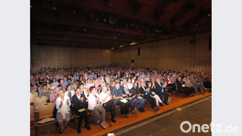 Das wird unweigerlich "Neider" geben: Volles Haus beim Sommerkonzert der Schüler! ubb