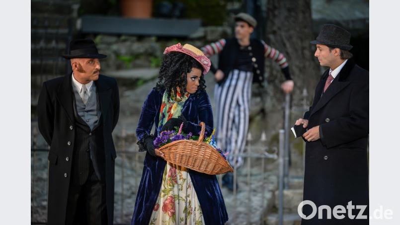 Zodwa K.M. Selele spielt sich als Eliza Doolittle ins Herz von Henry Higgins und auch in jene der Zuschauer Luisenburg-Festspiele/Florian Miedl