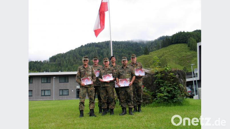 Gut in Schuss sind (von links)  Bernhard Kreuzer, Roland Schäffler, Wolfgang Nickl, Florian Wolf, Thomas Krenzer und Peter Hößl. bkr