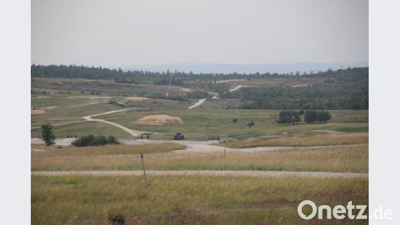 Am Horizont zwei mechanisierte Infanterie-Kompanien: Gegen sie sollte der verstärkte Panzergrenadierzug ein Verzögerungsgefecht führen und den Feind „abnutzen“. frd