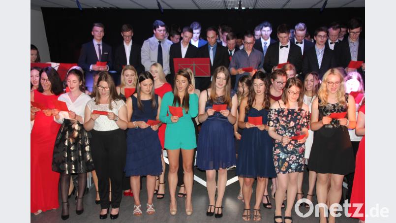 Der Jahrgangsstufenchor sang zum Abschluss "We're all in this together". kro