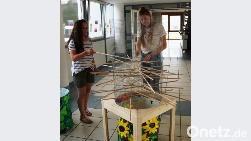 An einer großen Zahl von XXL-Spielen konnten sich die jungen Gästen vergnügen. weu