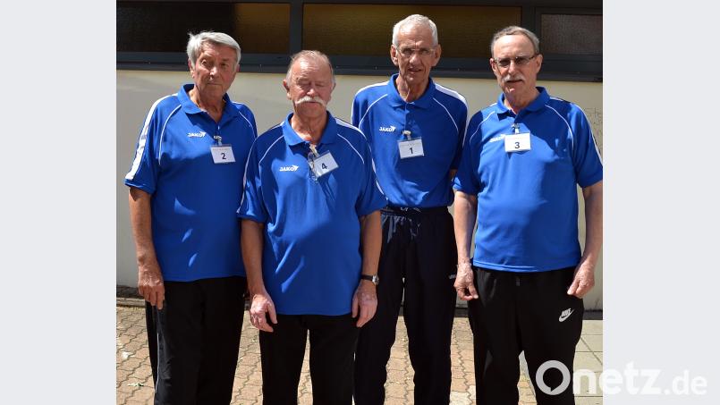 BVS Länderpokal
Team Bayern: v. l. Edmund Ullermann, Günther Aschenbrenner (BVSV Rgbg), MartinMahl (BVS Weiden), Klaus Spitzer (BVSV Rgbg)    Bild: R. Kreuzer Kreuzer, Reinhard [KZR] (reinhardkreuzer@t-online.de)