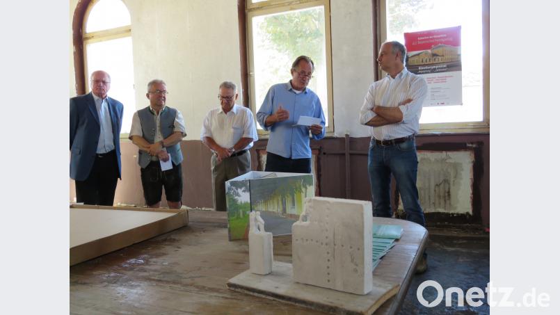 Im offenen Gespräch werden die Künstler und ihre Ideen zum Symbosium vorgestellt. Baumer, Ulla Britta [UBB] (<a href=