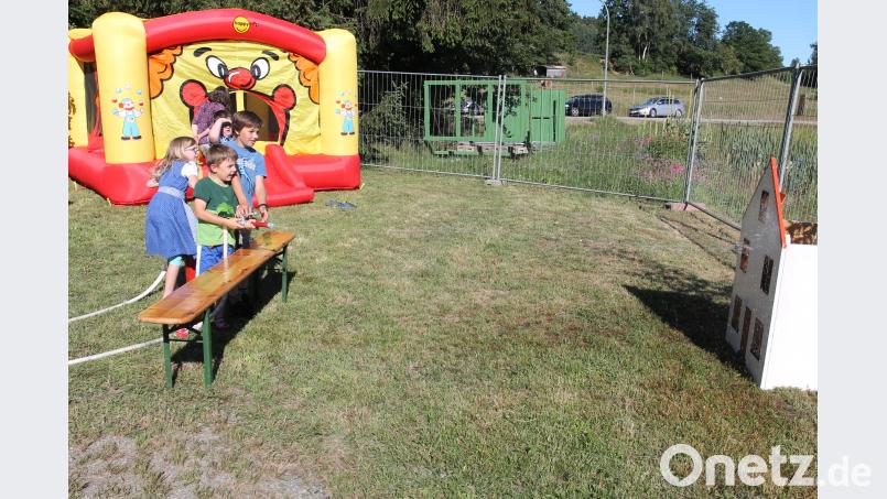 Auch die Kinder kommen beim Dorffest auf ihre Kosten. pi