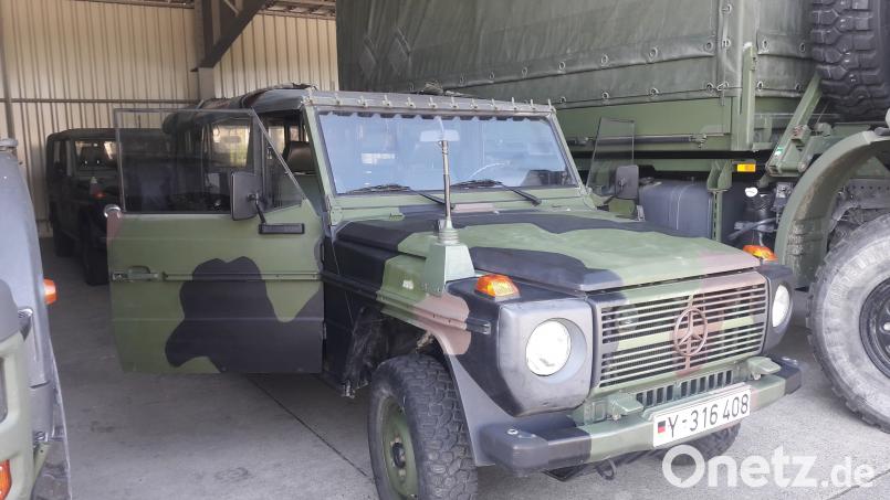 Dieser Bundeswehr-Truck steht am Samstagabend im Mittelpunkt eines spektakulären Seilzieh-Wettbewerbes der Muskelmänner. do