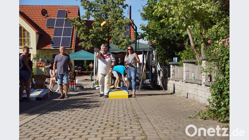 Bürgermeister Manfred Porsch hat das Losglück,  wieder mit Jeane Slusher an den Start gehen zu dürfen. bkr