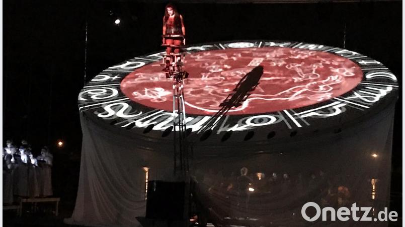 Action-Theater am Olympiasee: "La Fura dels Baus" faszinierte Tausende von Besuchern. Bild: Amann