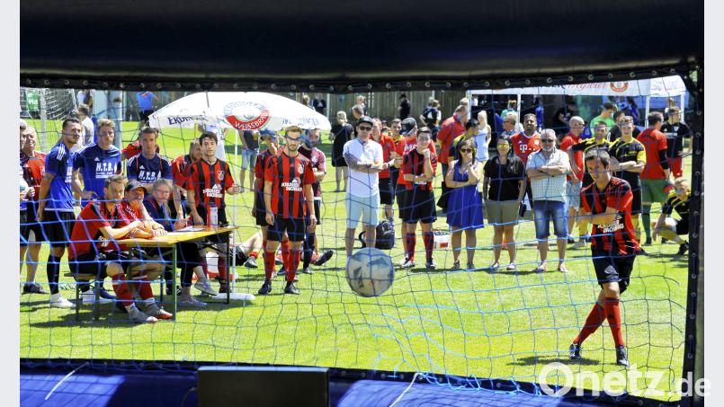 Erdinger Meistercup 2018 beim TUS Rosenberg

Saison: 2018/19

Geschwindigkeitsmessung beim Torschuß

Bild: Ziegler Ziegler