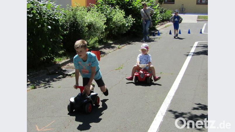 Bobbycar-Rennen begeistern alle Altersgruppen. SCK